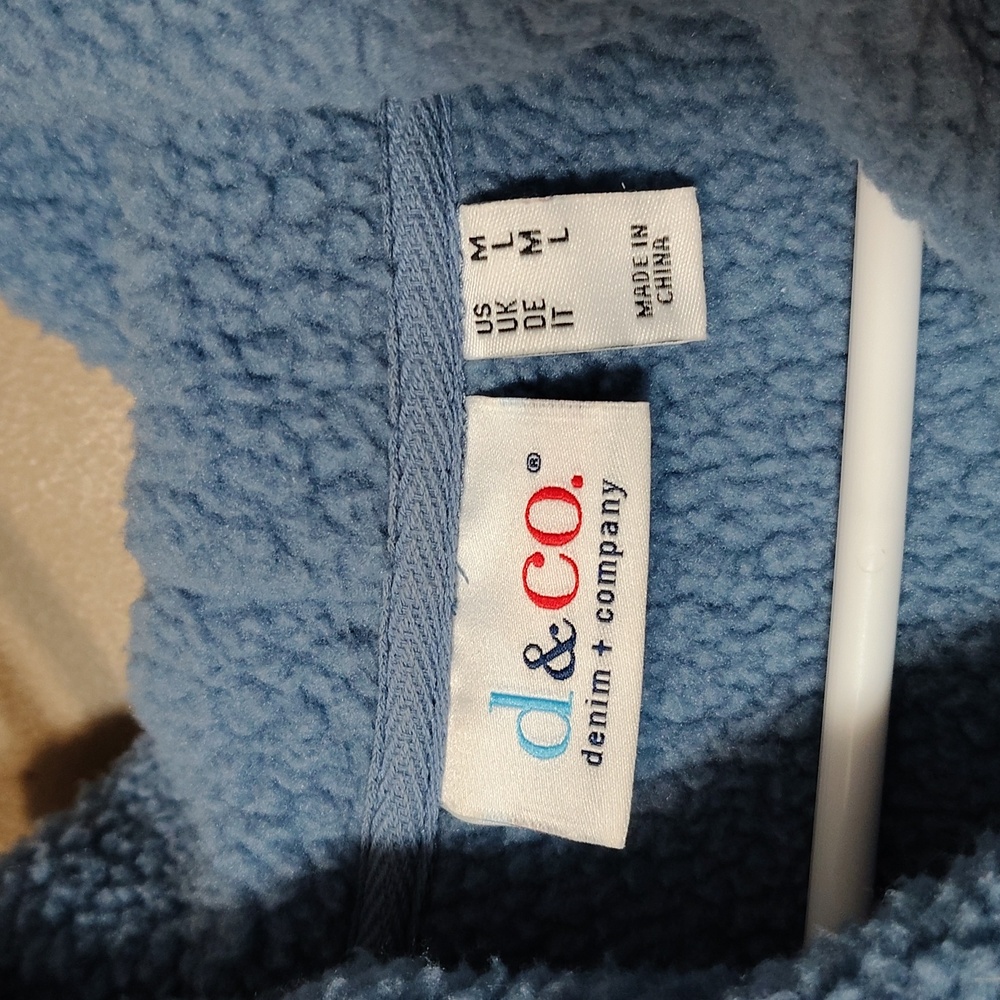 D & Co Blue Plaid, Hooded, Full Zip/Button, Fleece, Lined Jacket Size M - Picture 9 of 9